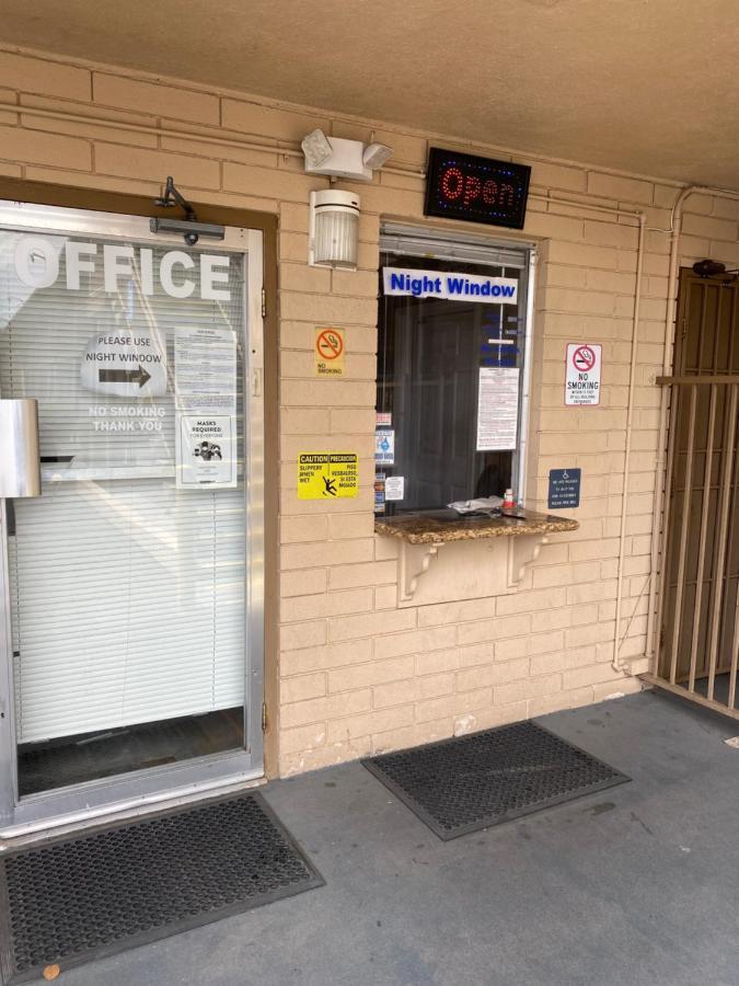 Downtown Motel 7 샌 베르나디노 외부 사진